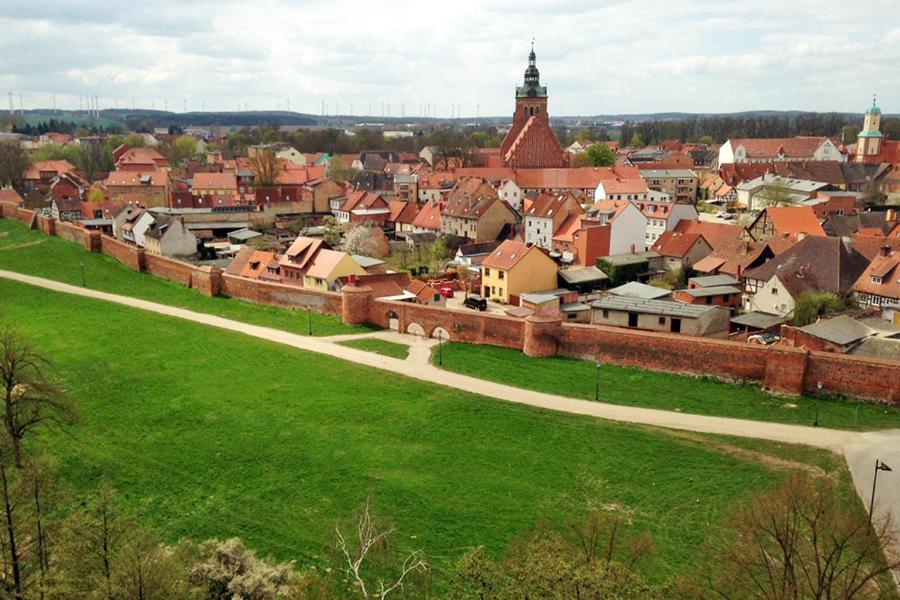 Kleine Gemuetliche Altstadt-, Monteurwohnung In Витшток Экстерьер фото